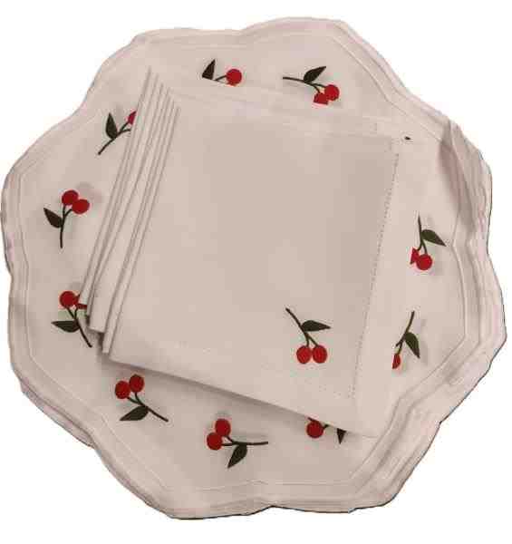 JOGO AMERICANO BORDADO – 8 PEÇAS