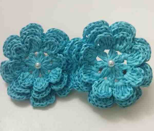 PORTA GUARDANAPO COM ARGOLA EM MADEIRA E FLOR FIBRA DE PAPEL – AZUL TURQUESA