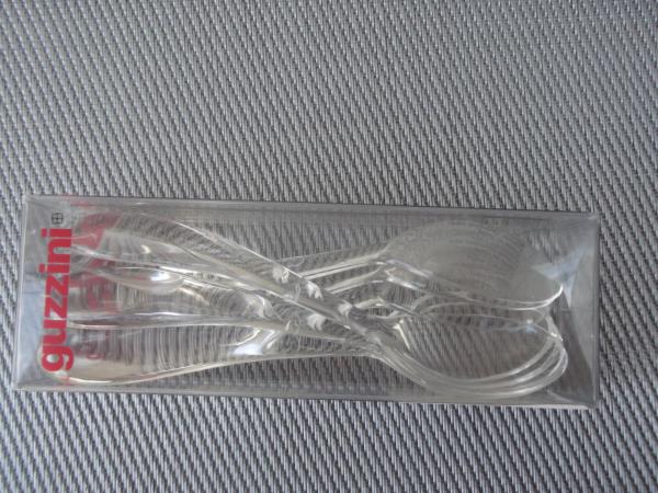 JG COLHERES CHA LOVE TRANSPARENTE EM PLASTICO