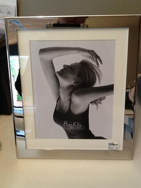 PORTA RETRATO 20X25 CM