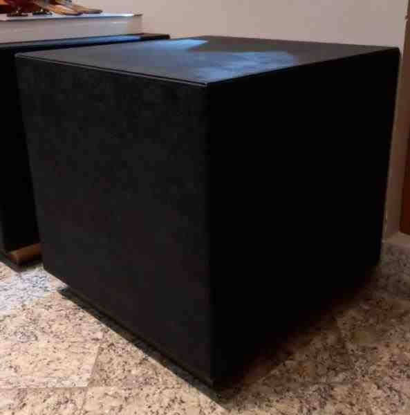 MESA LAT. SHAGREEN IVORY COURO PRETO C/ BASE ACO INOXIDAVEL