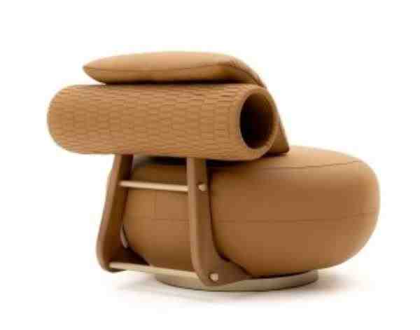 POLTRONA T3 SERENO FOLHA T3 CHAMPANHE APLIQUEMAD NOZES