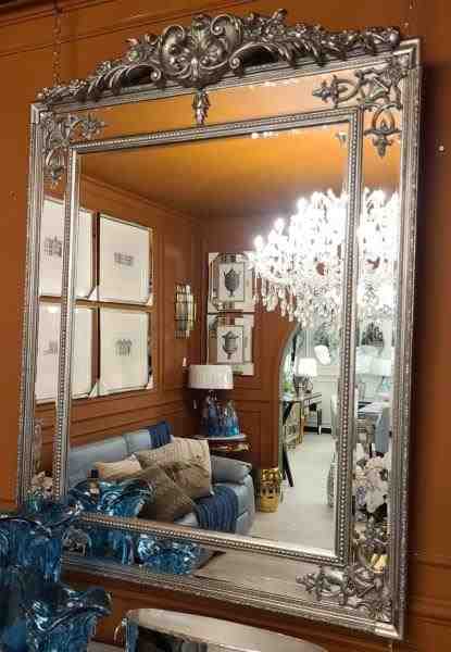 ESPELHO EMOLDURADO RETANGULAR DOURADO  126 X 170