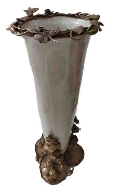 VASO ANTIQUE WHITE NINFEIA VT-312