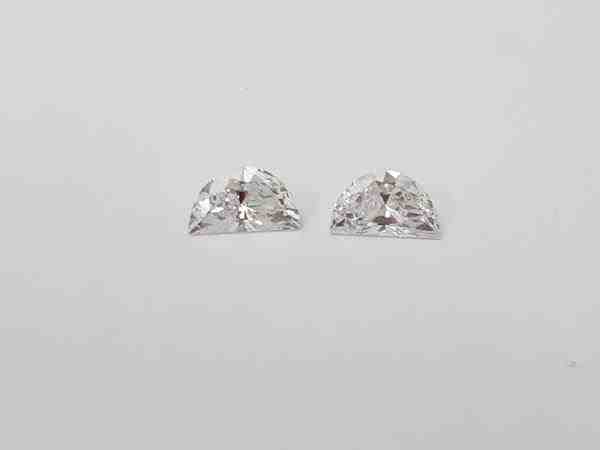 LAB GROWN (BRILHANTE LABORATÓRIO) MEIA LUA 7 X 4.15MM 2.66ALT – VS1 COR F (PAR)