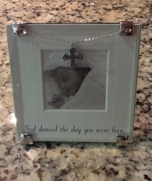 ADORNO INFANTIL M4 PORTA RETRATO DE METAL