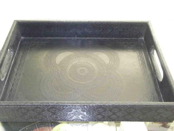 BANDEJA COURO PRINCE 32X23X5,5