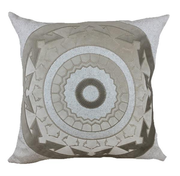 ALM LINHAO 52X52 C/ APLIQ VELUDO BEGE/ PALHA MOD 1