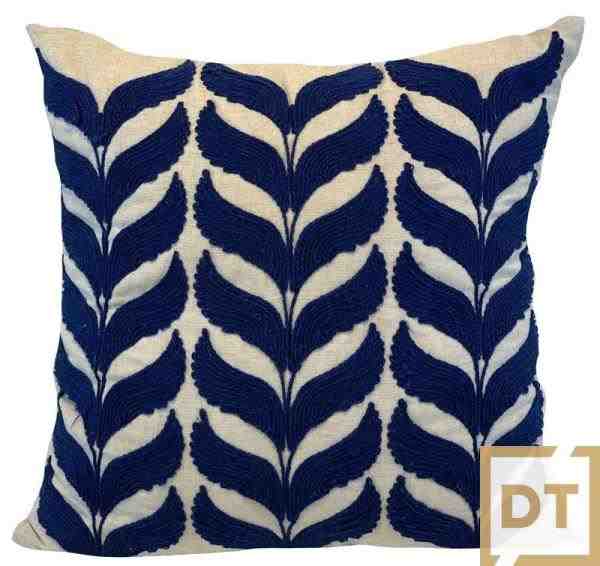 ALM LINHO CRU 52X52 C/ BORD DE KILIM AZUL MOD1