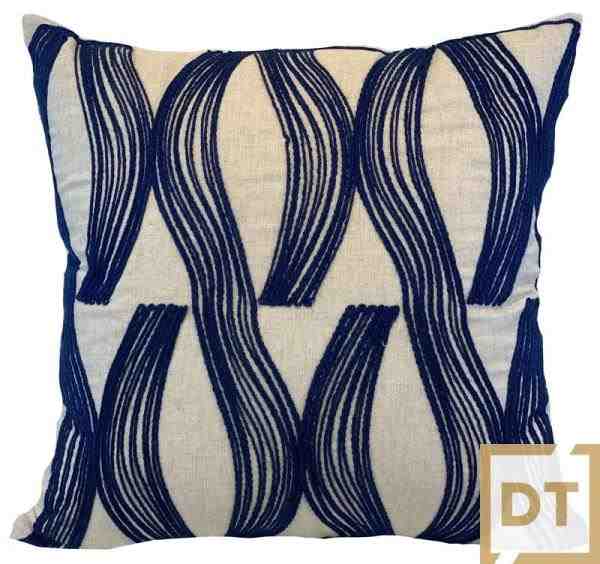 ALM LINHO CRU 52X52 C/ BORD DE KILIM AZUL MOD3