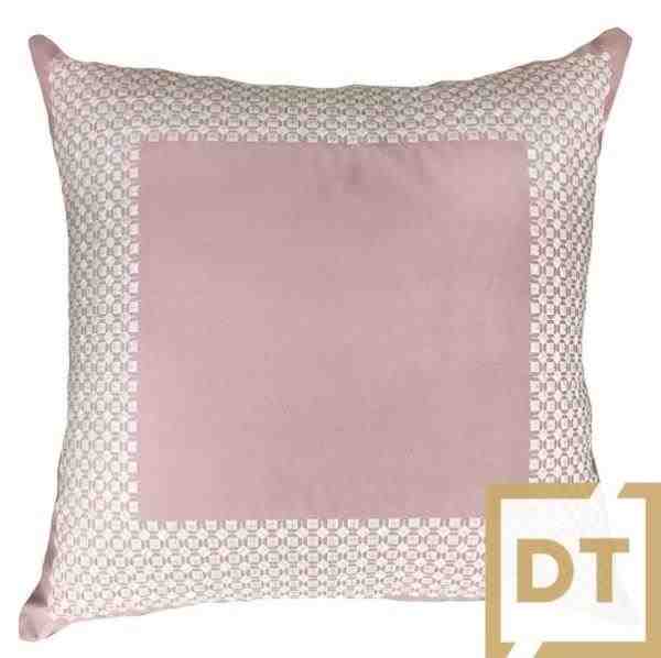 ALM VEL ROSA 52X52 C/BORDADO FINO CRU