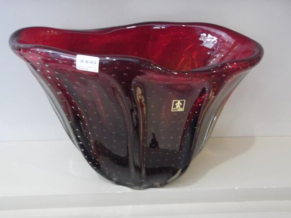 CACHEPO VERMELHO COM LILAS