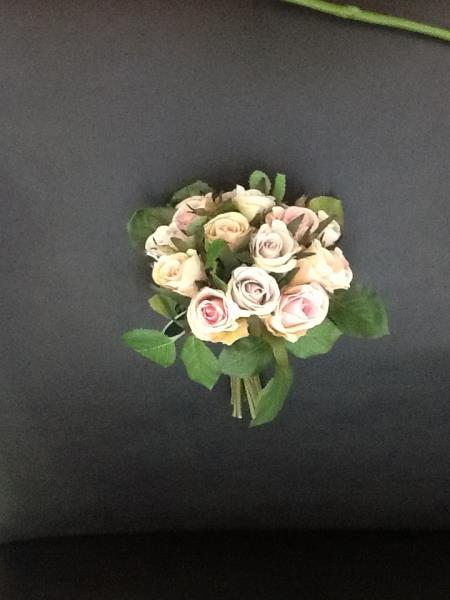 BUQUE ROSA BOTAO X16, 21CM