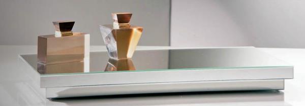 APARADOR DE PERFUMES VECCHIO