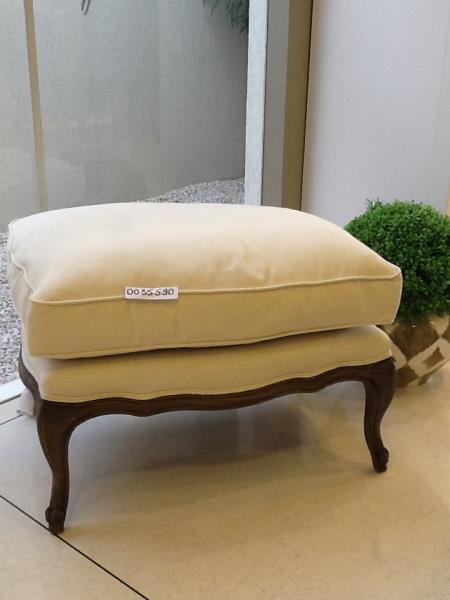 BANQUETA LUIZ XV LINHO