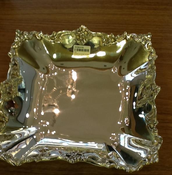 BANDEJA QUAD BOND 22X22X4H