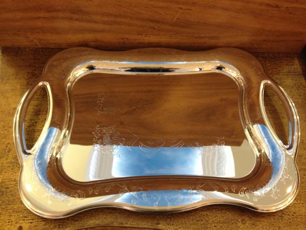 BANDEJA INOX ONDULADA E ALCA GDE