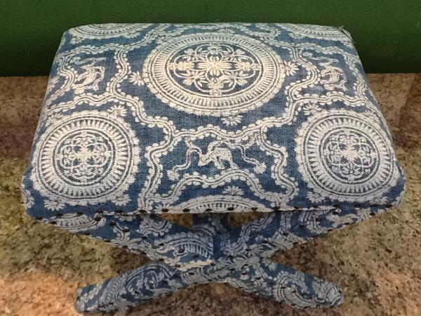 BANQUETA TIPICO AZUL PES EM X