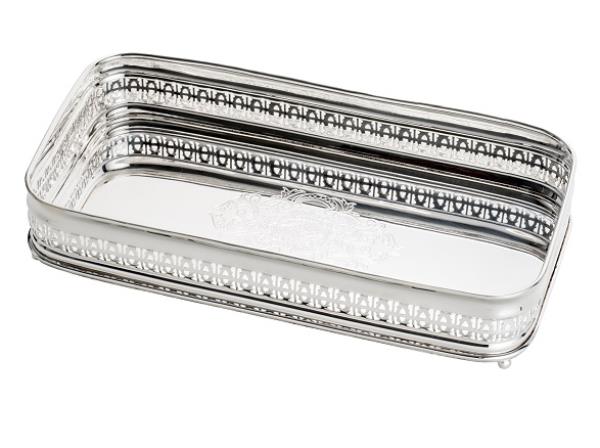 BANDEJA RET 27X18X4CMCM PRATEADA