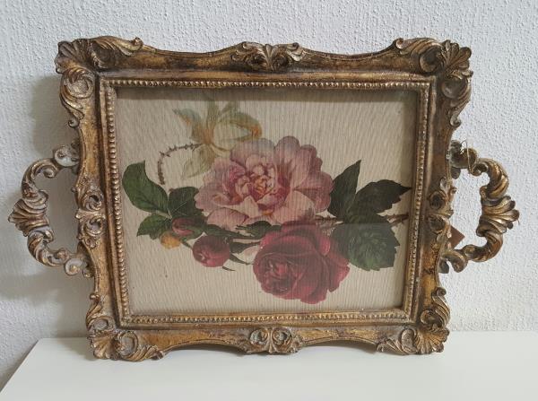 BANDEJA RET C/ GRAVURA FLORES 25X40