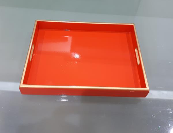 BANDEJA AGAIN P LARANJA C/ FILETE DOURADO