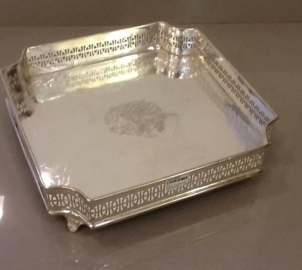 BANDEJA BANHO DE PRATA