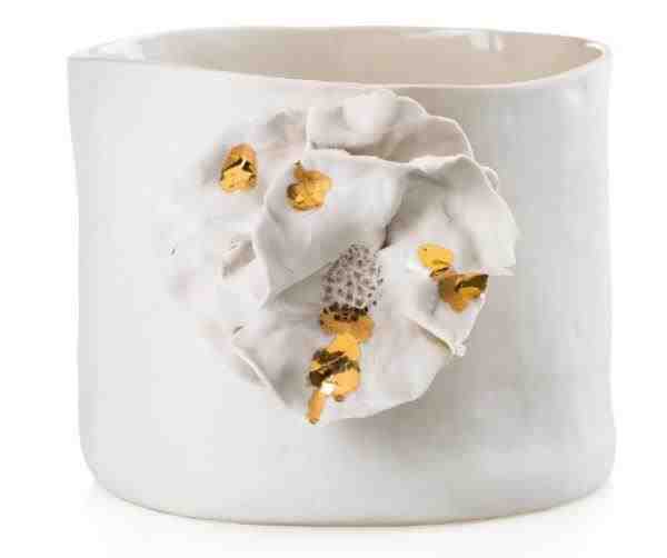 CACHEPOT M PORC COM FLORES  E OURO GIVERNY GOLD