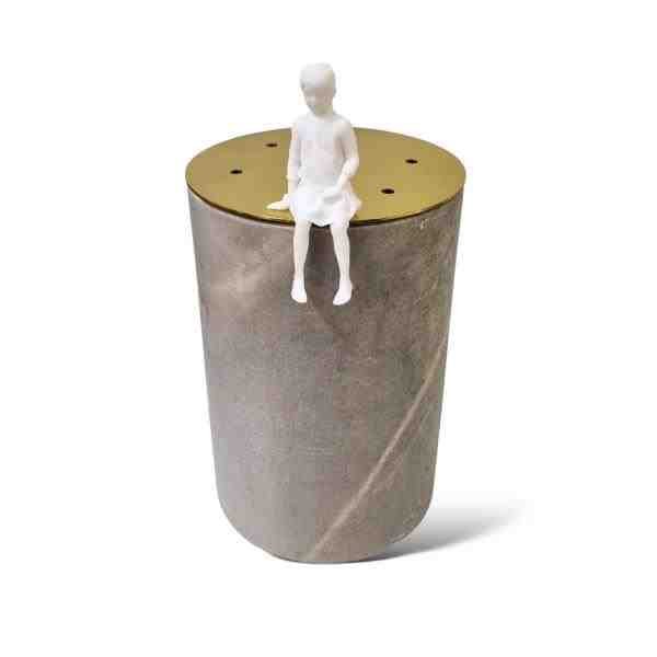 VASO FANTASIA M ALTO MENINA SENTADA