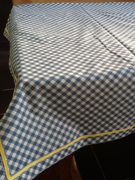 TOALHA DE MESA SEM BORDADO TRICOLINE 1,40