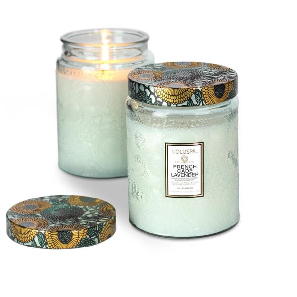 VELA POTE VIDRO G 100H RELEVO FRENCH CADE LAVENDER
