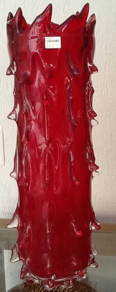 VASO EM VIDRO VERMELHO