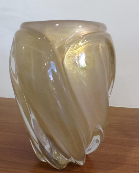 VASO P 471 OFF WHITE C/OURO