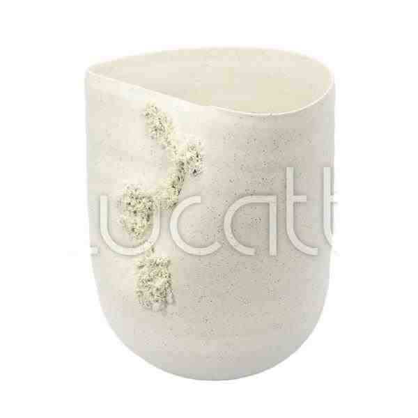 VASO EM CERAMICA BEGE COM DETALHES